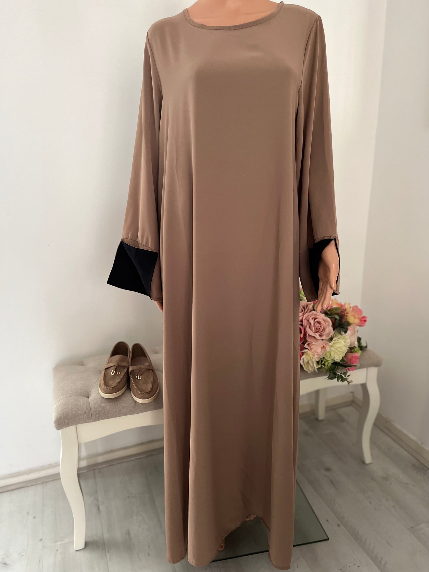 AMANAH ABAYA CAMEL